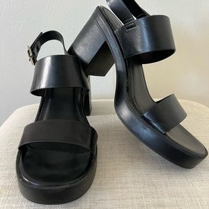 Madden girl Toola women's black block heel dress sandals